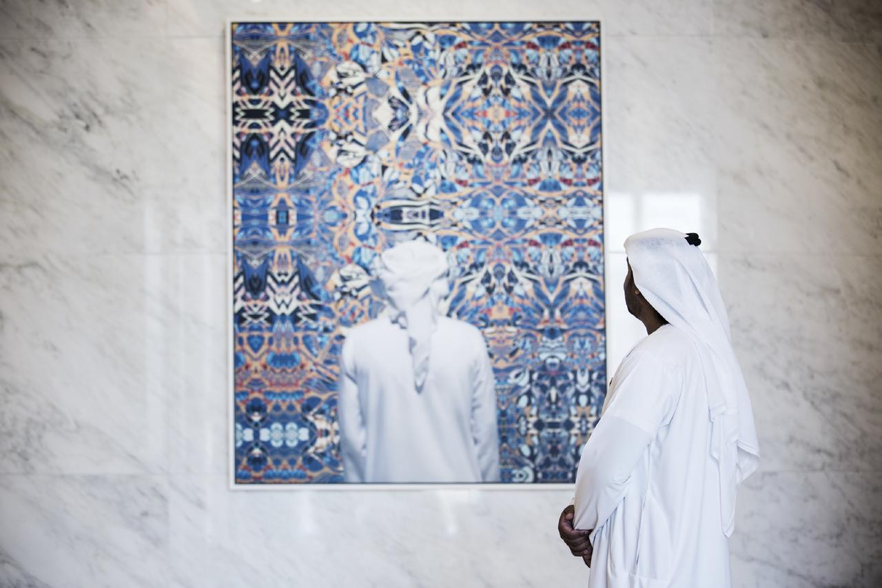 Four Seasons Hotel Abu Dhabi At Al Maryah Island Esterno foto A visitor to the gallery