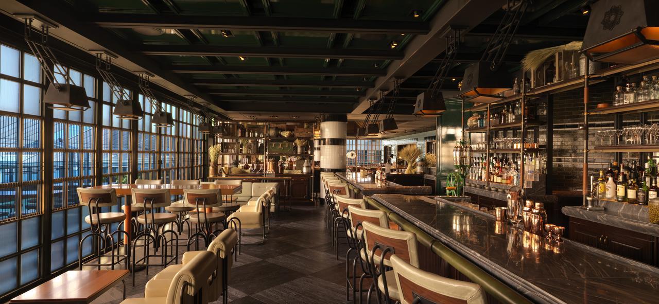 Four Seasons Hotel Abu Dhabi At Al Maryah Island Esterno foto The bar at the 101 bar