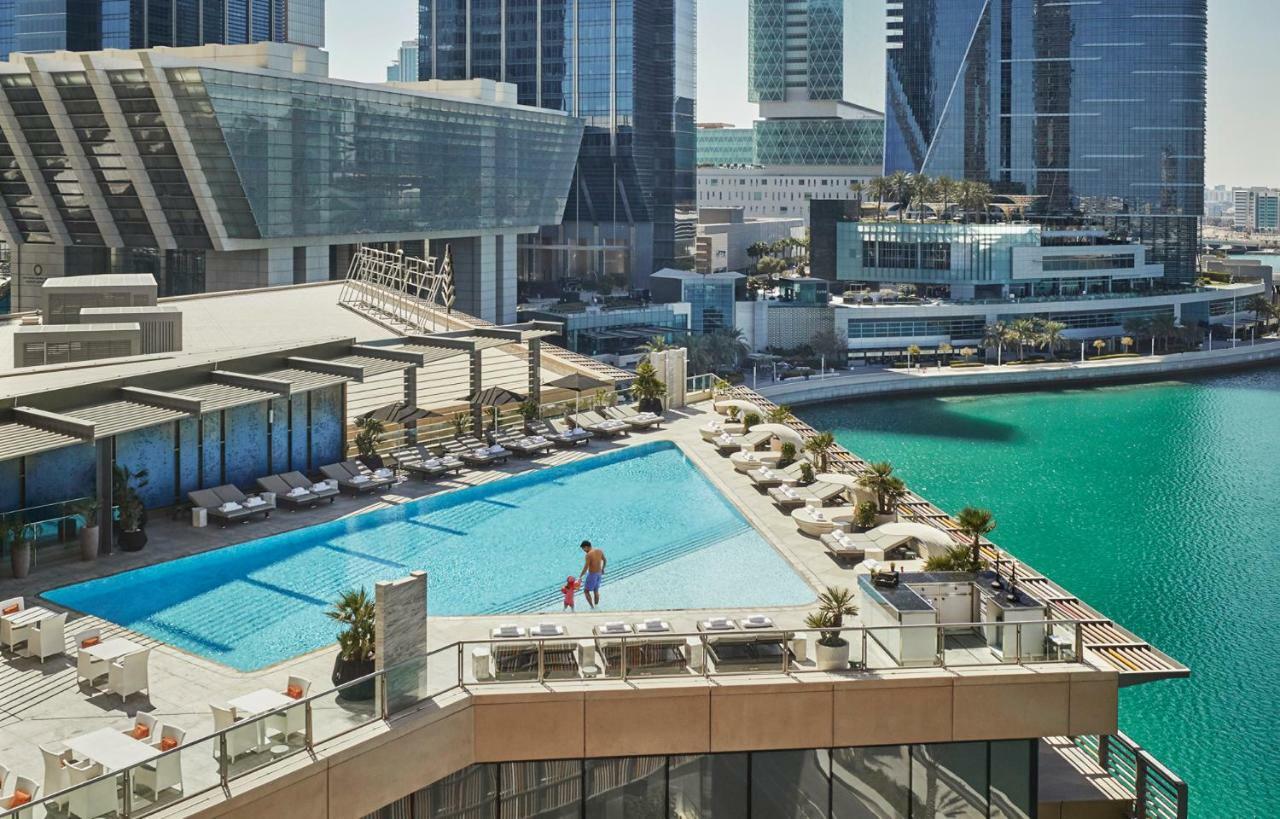 Four Seasons Hotel Abu Dhabi At Al Maryah Island Esterno foto The Address Downtown Dubai